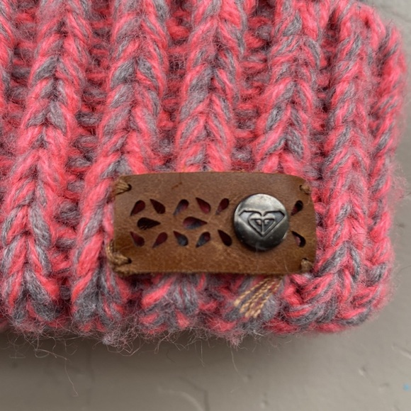 Roxy Snow Beanie - Picture 3 of 4